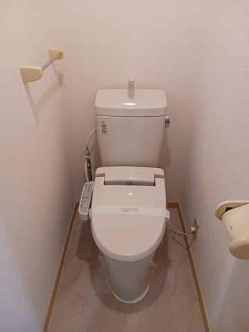 ひまわりＢのトイレ|コンパクトで使いやすいトイレです