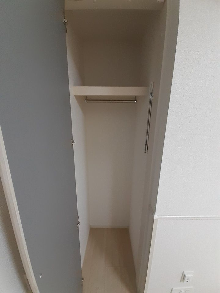 ベスティエ秋葉原の収納|小物を収納するのに便利です