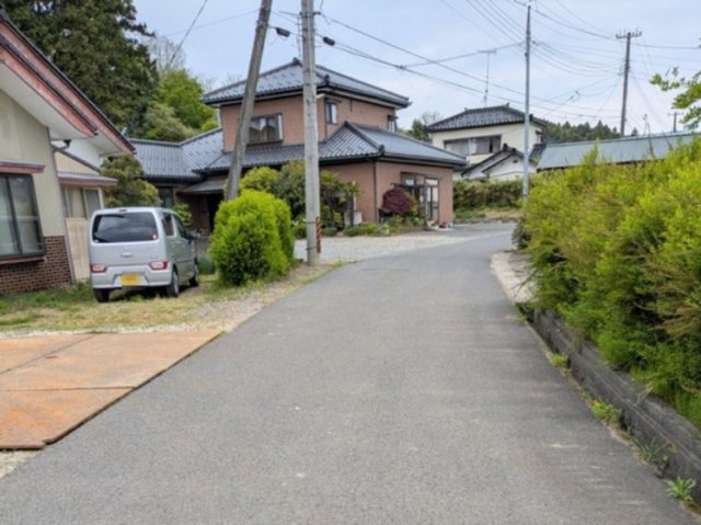 山形県　酒田市黒森の周辺|前面道路含む現地写真