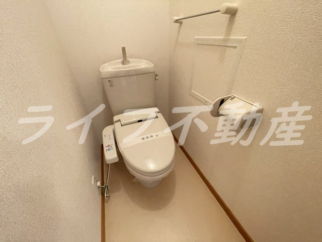 メゾングローブのトイレ|コンパクトで使いやすいトイレです