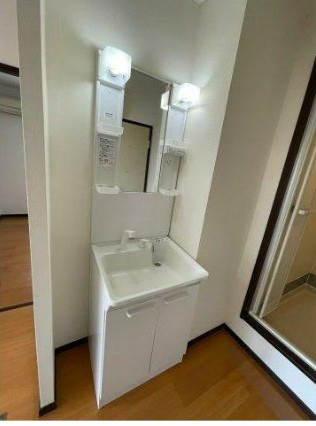 ヒルズKの洗面所