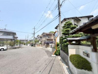 【前面道路含む現地写真】 | 城山台４丁　売土地 | 【周辺施設もご紹介可能】お住まいになった際のイメージをお持ちいただくため、周辺施設へのご案内も致します♪お気軽にお申し付けください！