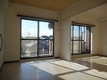 フェリエ藤が丘の洋室|南西向き２室の明るい洋室