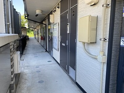 レオパレスフィオーレ住吉のその他|1階廊下