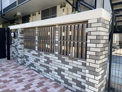 レオパレスフィオーレ住吉のその他|集合ポスト