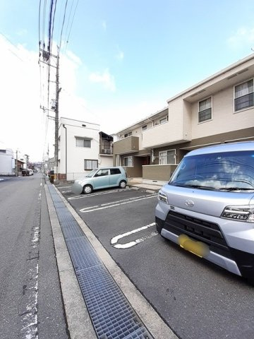 グリーンパルⅡ－Ａの駐車場|駐車場完備です