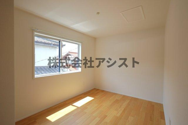 飯塚市上三緒の洋室