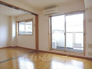 グレイス貴船の居間・リビング