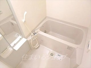 グレイス貴船の浴室|追い焚き・浴室暖房乾燥機あり