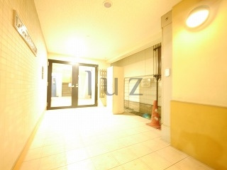 ルレーブ横濱伊勢佐木町のエントランス