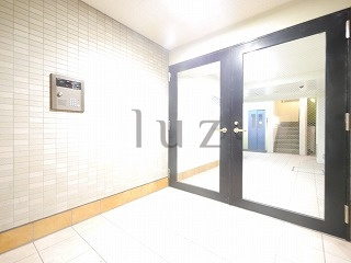 ルレーブ横濱伊勢佐木町のエントランス