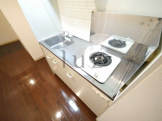 ルレーブ横濱伊勢佐木町のキッチン
