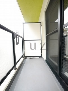 ルレーブ横濱伊勢佐木町のバルコニー