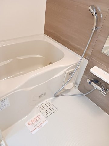 カーサ　健の浴室|落ち着いた空間のお風呂です