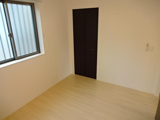 サンパレスの内装|洋室