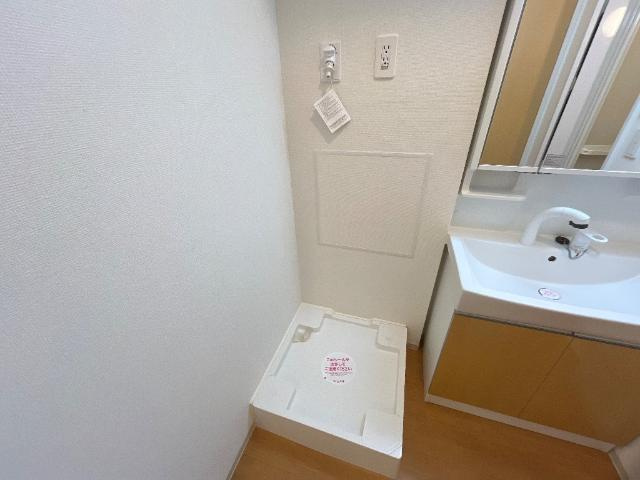 フィオーレのその他|洗濯機置場