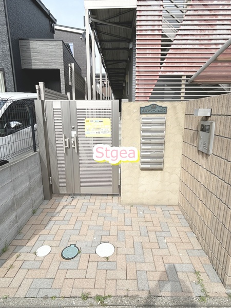 本町グリーンヒルズのエントランス