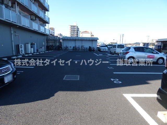 芝コーポ三号館の駐車場