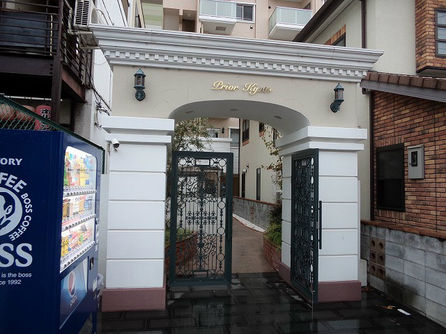 【エントランス】プリオーレ京都駅前