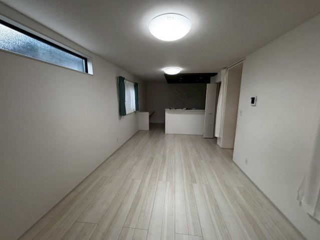 膝折町３丁目戸建ての内装