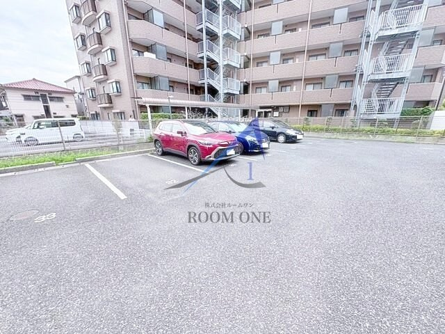 富士ビルの駐車場|駐車場です。