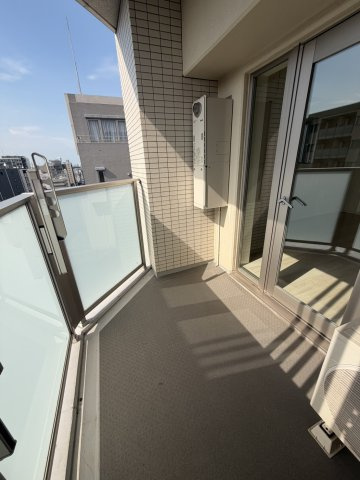 アトラス新宿左門町のバルコニー