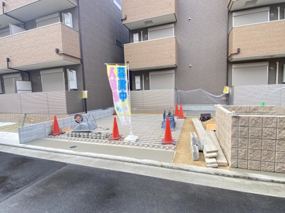【駐車場】 | F+style浜寺石津町西２号館 | 駐車場に車を止められます