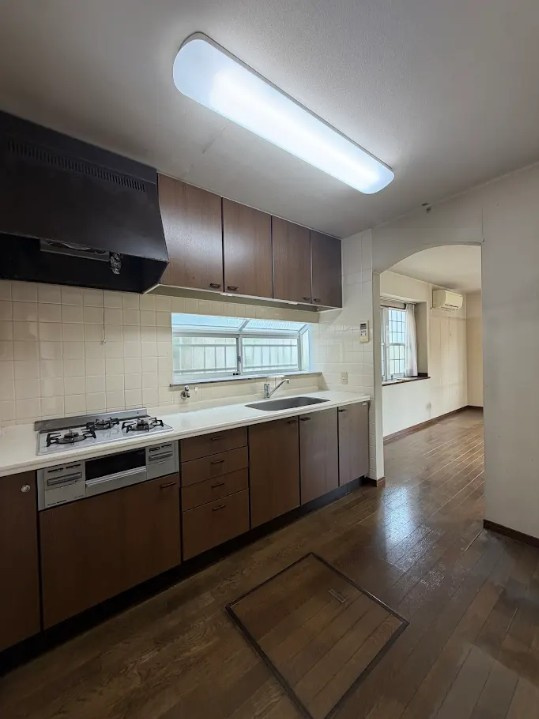 越谷市袋山　中古戸建のキッチン