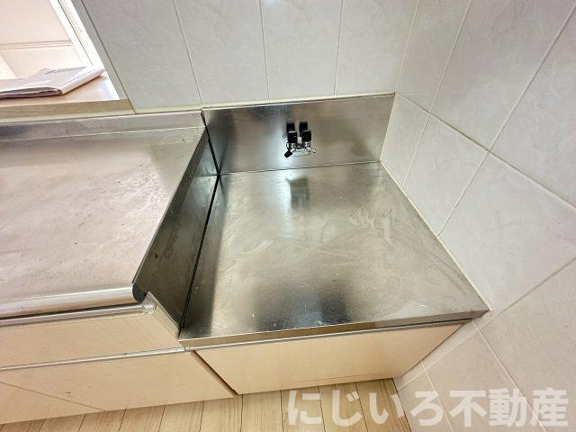 カネイコート日開野のキッチン