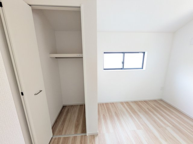 牛久市神谷　9期　新築戸建ての収納