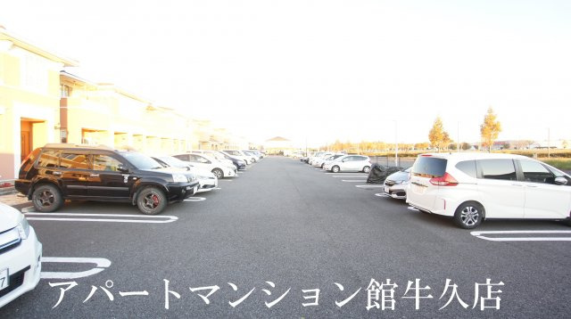 ボヌール・シュプレーム　Ａの駐車場