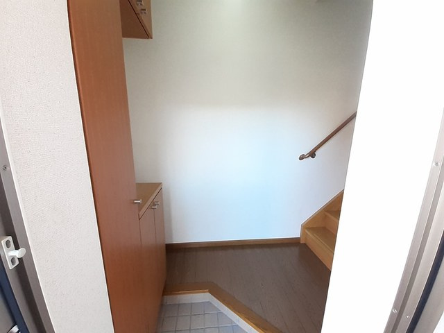 カーサプラートＢの玄関