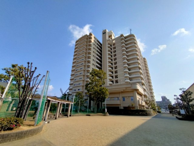シャトー・サンパークスクエア