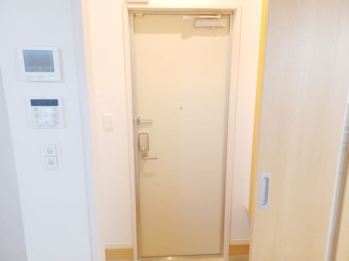 D-room甲子園の玄関