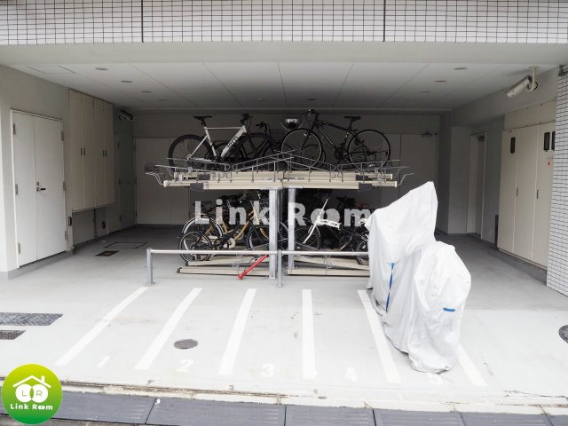 清澄白河レジデンス壱番館の駐車場
