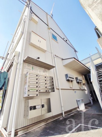 新宿区上落合２丁目のアパート