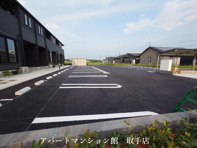 エルヴェの駐車場
