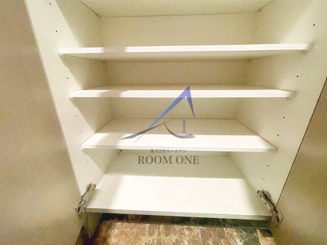 プラハ東京八丁堀