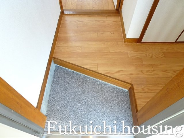 コーポ大井の玄関