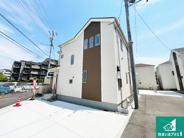 ■尼崎市西昆陽　新築一戸建ての外観|安心の10年保証！外観を美しく保ち、雨水で汚れを落とします！気になることがありましたら、お気軽にお問い合わせください！