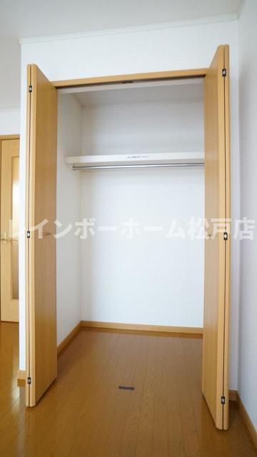 アンジュブローテの収納|たっぷりとした収納スペースです