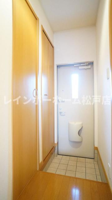 アンジュブローテの玄関