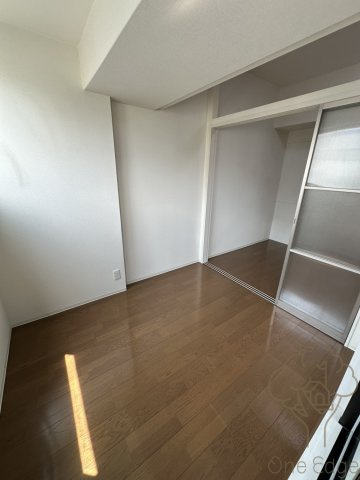 HS梅田EASTの寝室