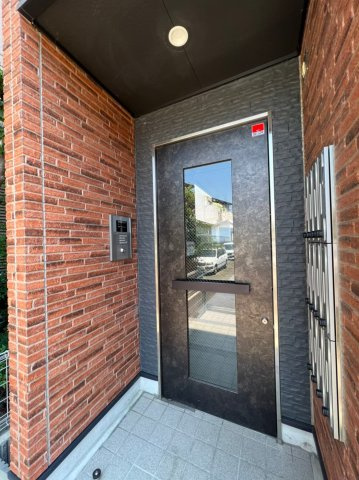 リブリ・レストH栄生　名古屋市賃貸　仲介手数料無料のエントランス