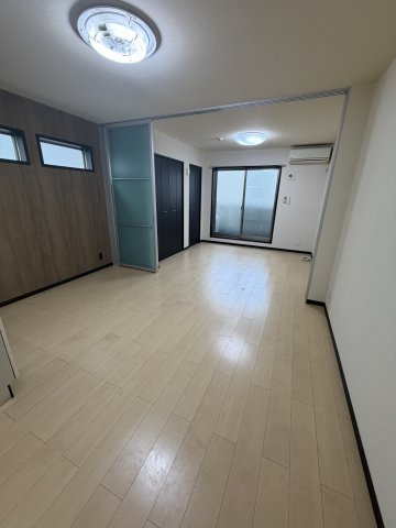 フジパレス西本町の居間・リビング