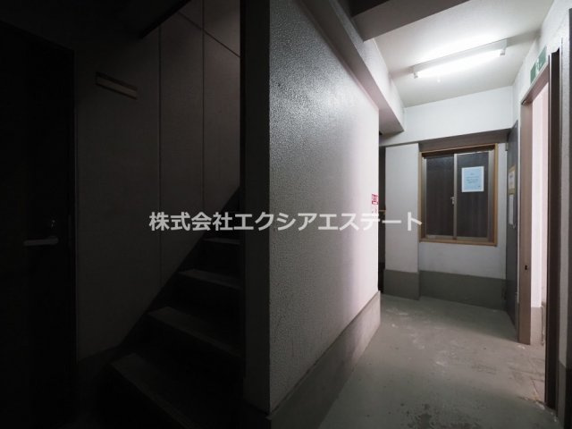 ライフステージ二番館のエントランス