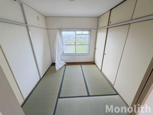 鶴山台15号棟の和室