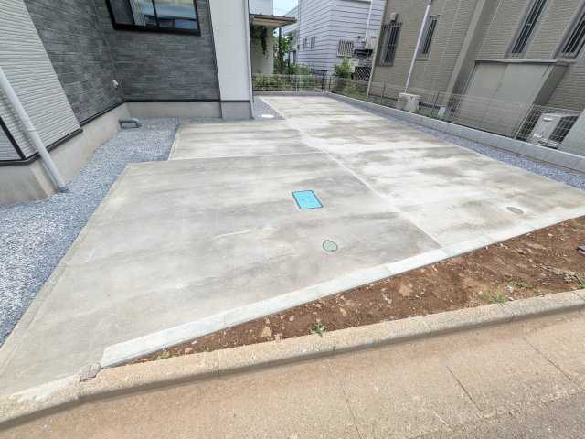 牛久市田宮　6期　新築戸建ての駐車場|駐車は3台可能です♪