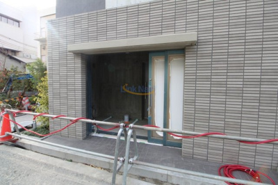 【エントランス】 | エス・キュート梅田東