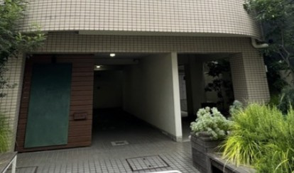リフィオ三軒茶屋のエントランス